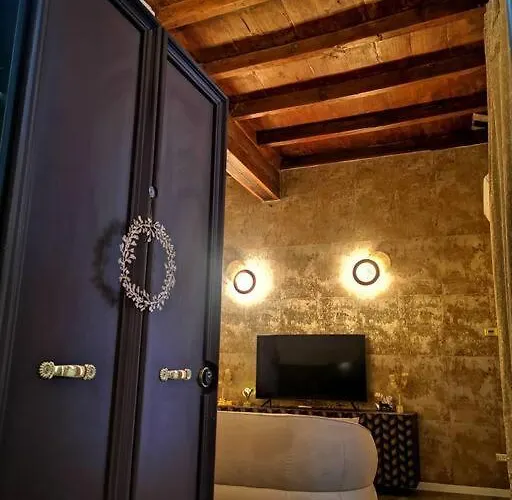 Διαμέρισμα Dechiari21 Boutique *